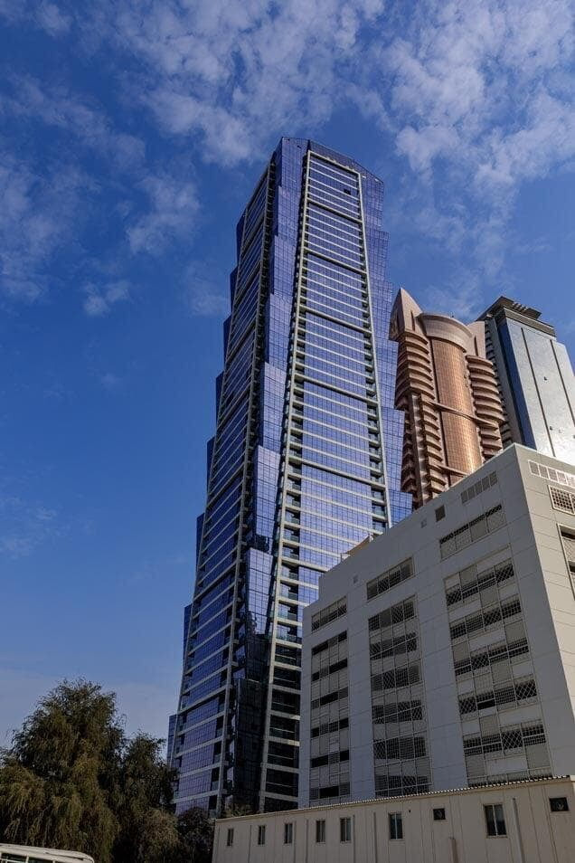 Al Batha Tower Business Bay clad with ALUCOPANEL, photo 2