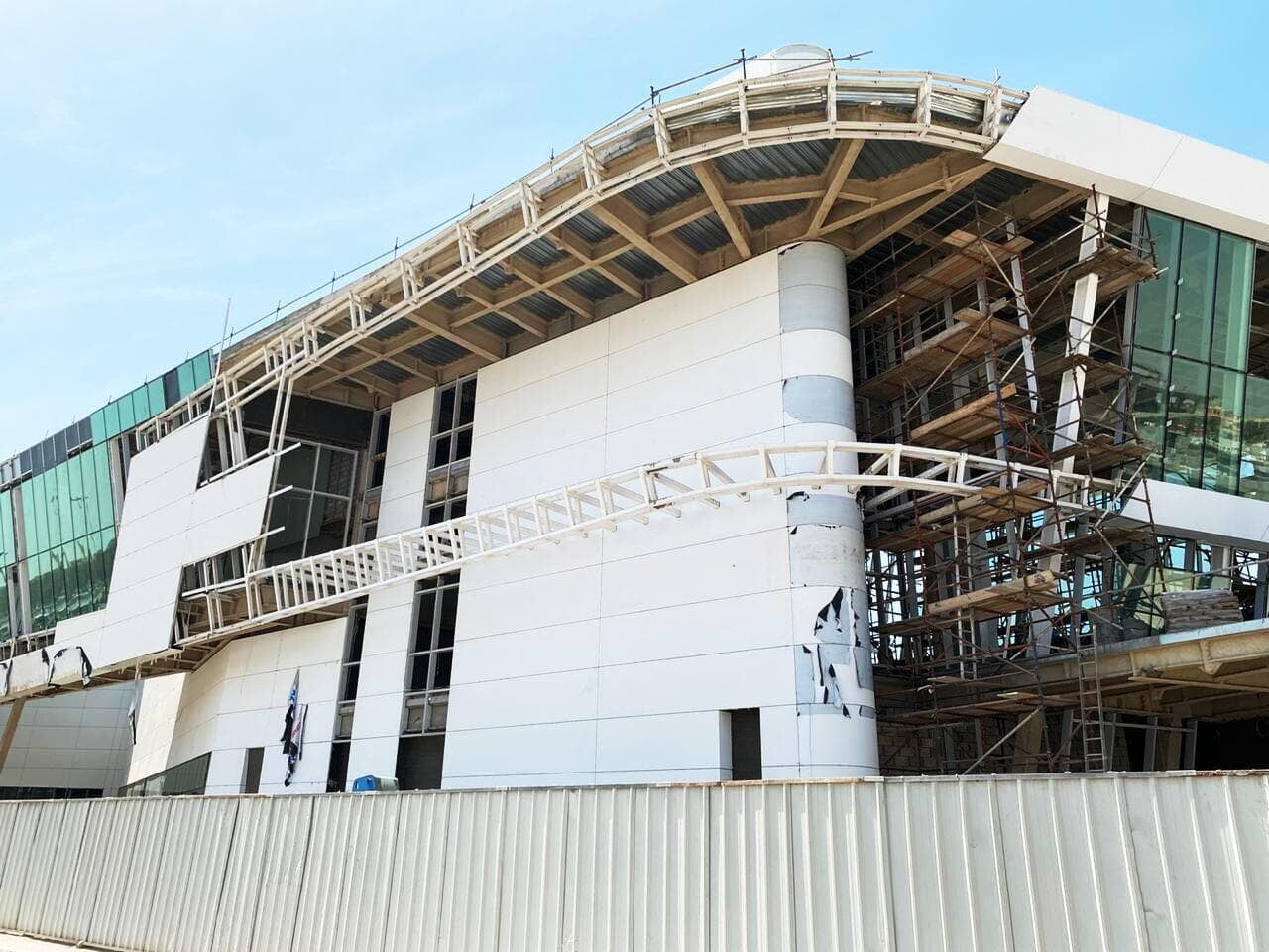 Al Qana Abu Dhabi clad with ALUCOPANEL A2, photo 13
