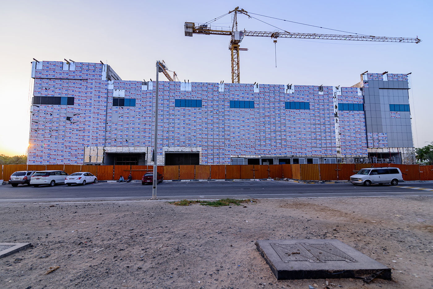Armed Forces Cooperative Society facade in Abu Dhabi, ALUCOPANEL A2