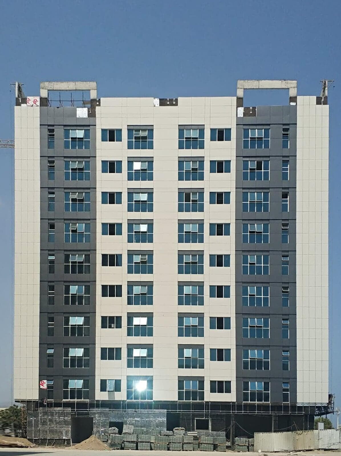 G + 9 Commercial & Residential Building Fujairah clad with ALUCOPANEL A2, photo 2