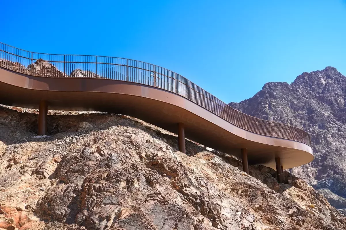 Hatta Dam ramp and stair clad with ALUCOPANEL A2 Almond, photo 3