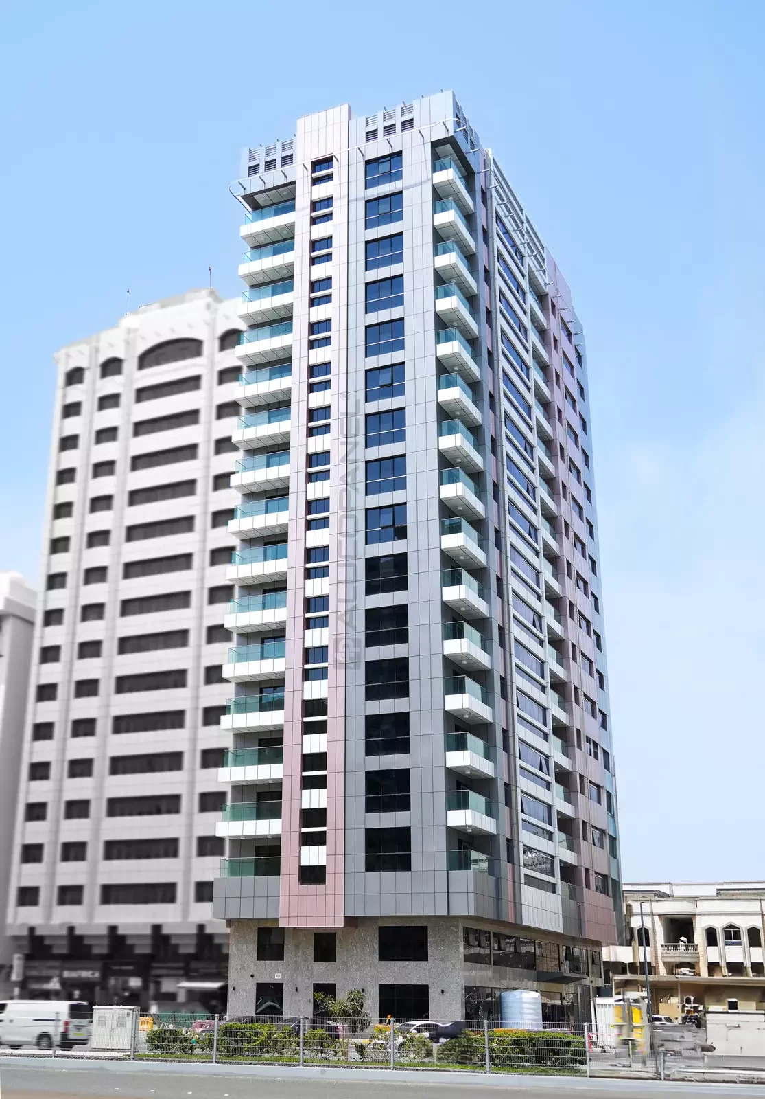 ALUCOPANEL panel joints on the facade of the Al Falah Street commercial building