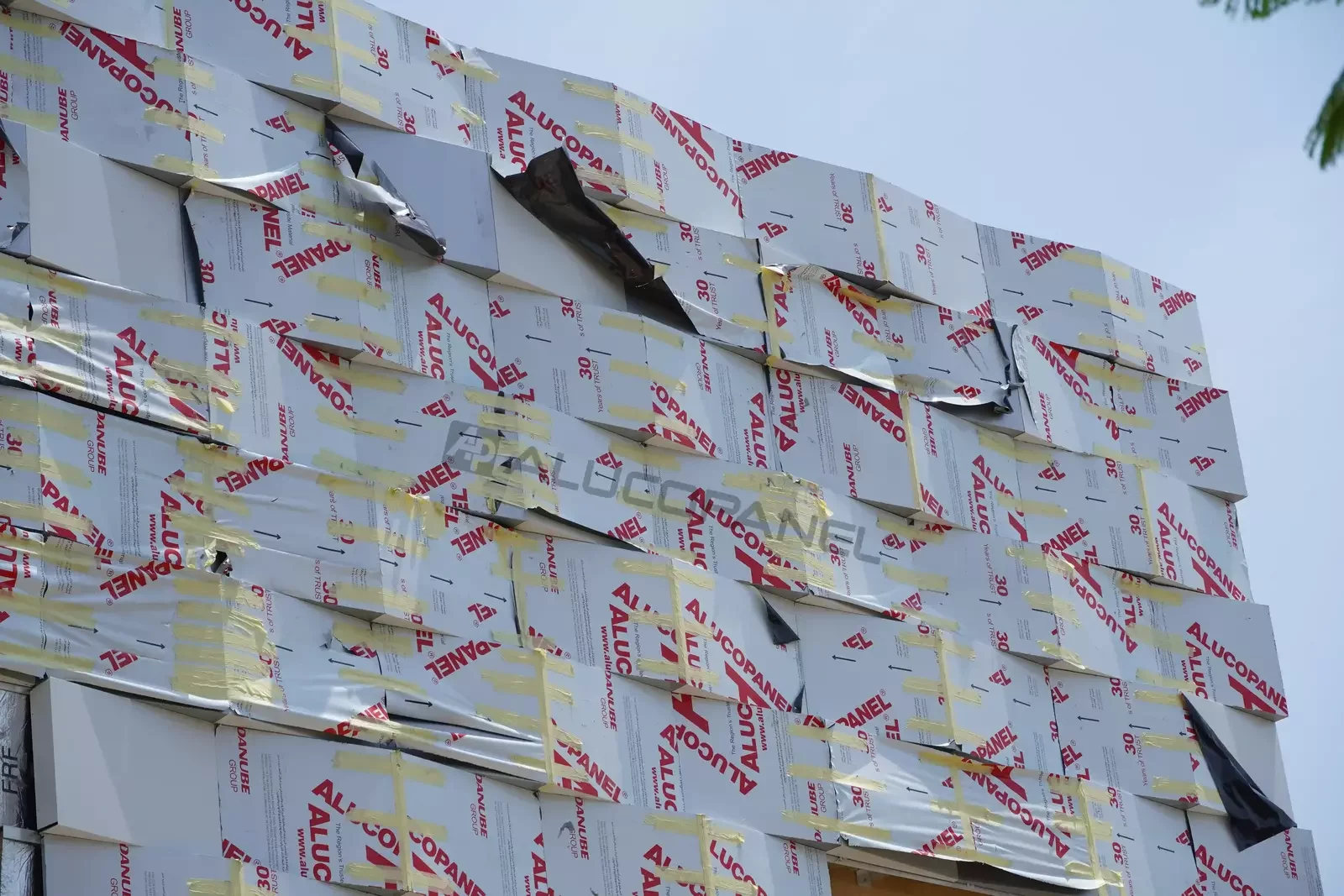 ALUCOPANEL panels with protective film on the Novamed facade