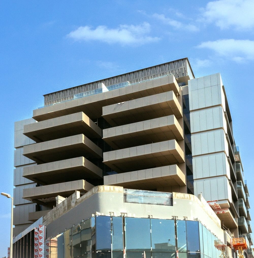 Bu Haleeba Building Oud Metha clad with ALUCOPANEL A2, photo 13
