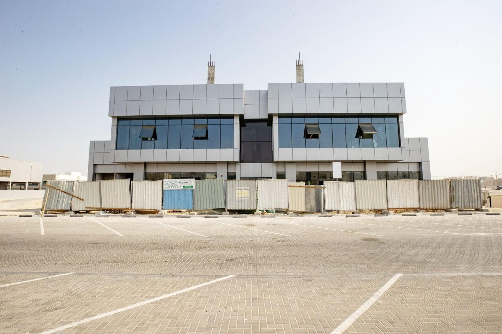 Commercial Building G+1 Nadd Al Hamar clad with ALUCOPANEL A2, photo 7