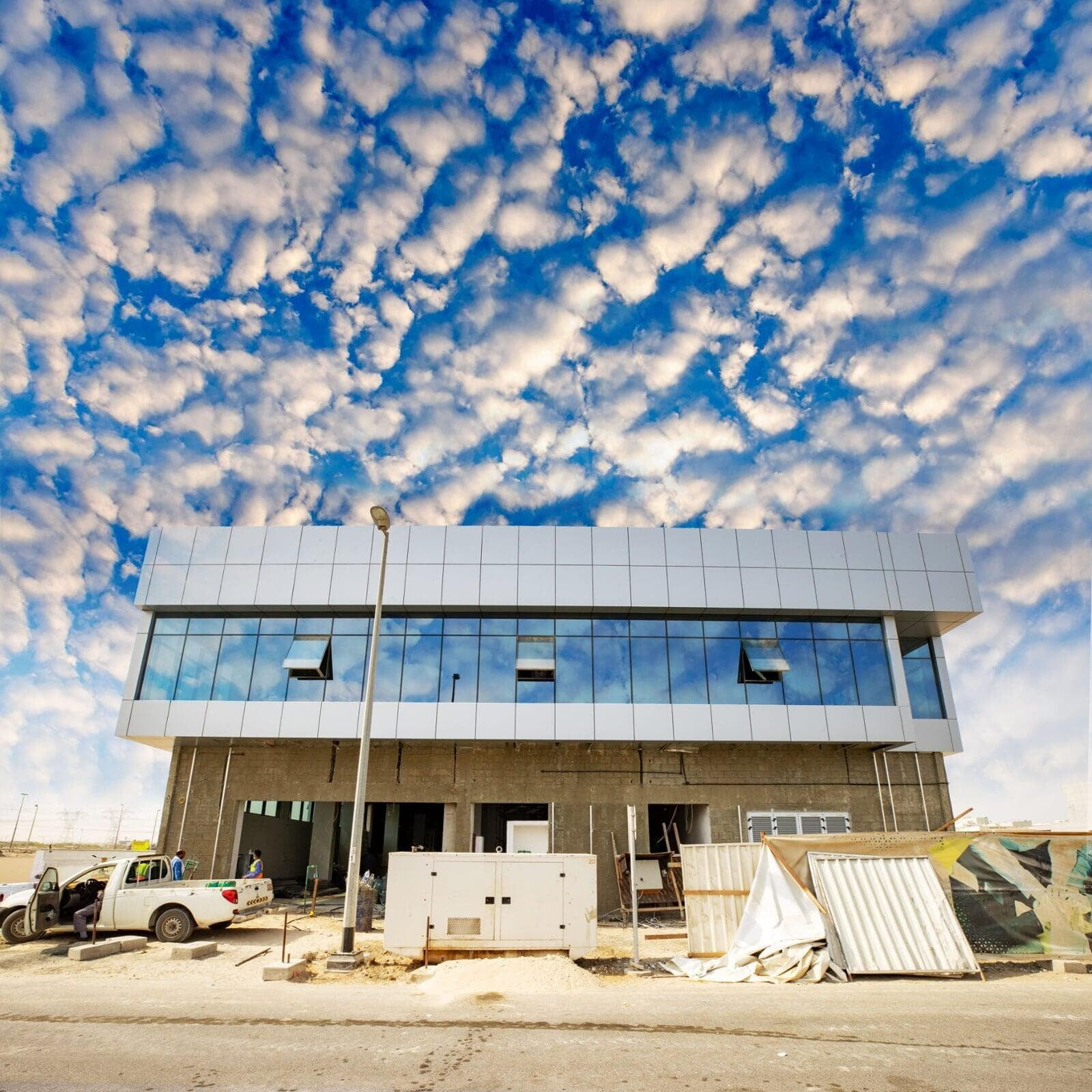 Commercial Building G+1 Nadd Al Hamar clad with ALUCOPANEL A2, photo 3