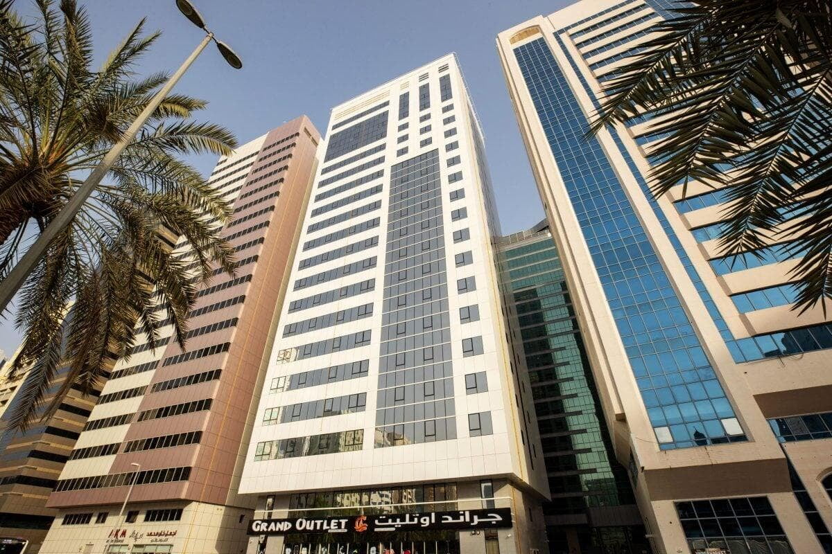 Commercial Building No. 1, Abu Dhabi