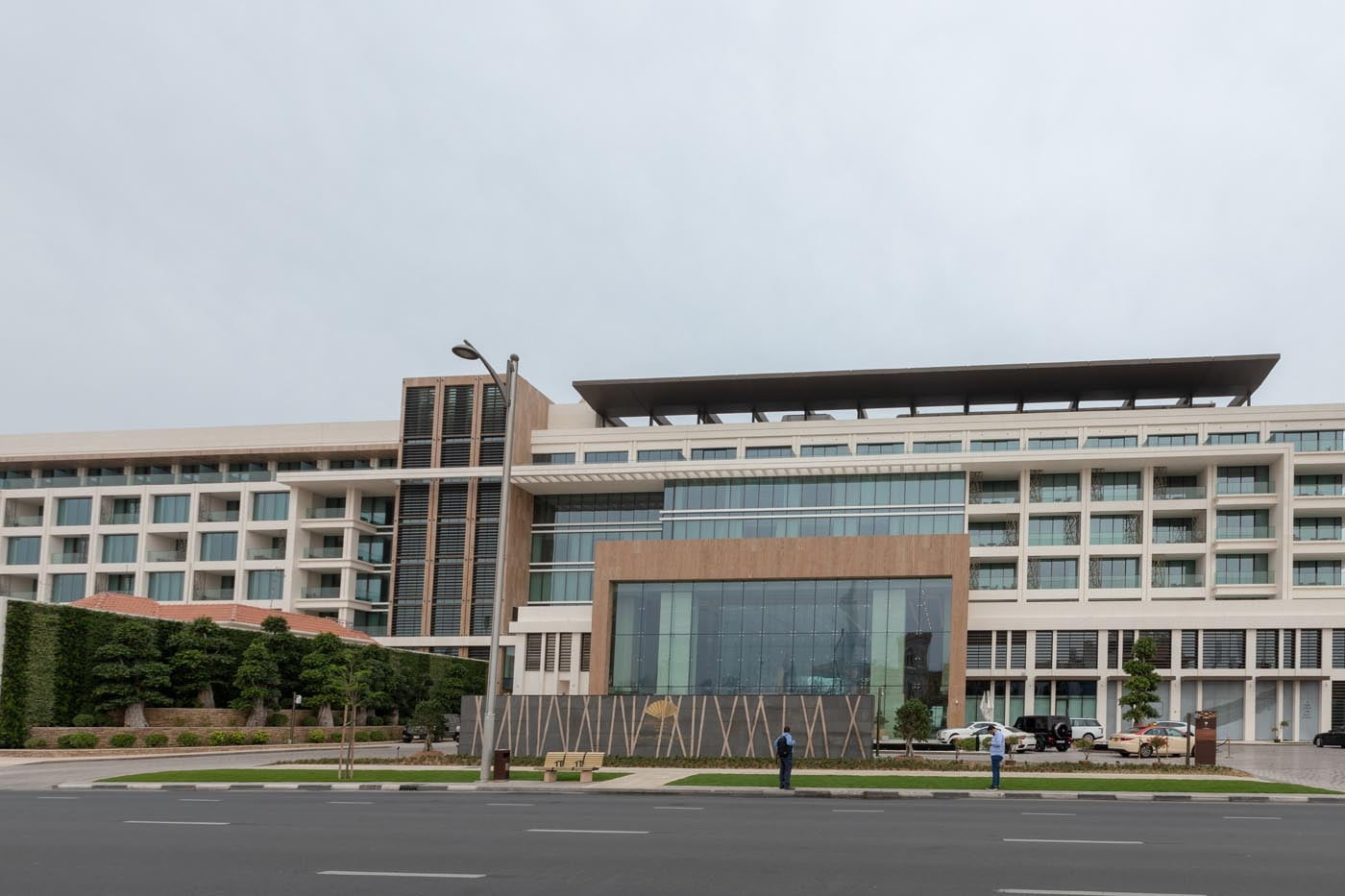 Mandarin Oriental Jumeira beachfront hotel with ALUCOPANEL facade