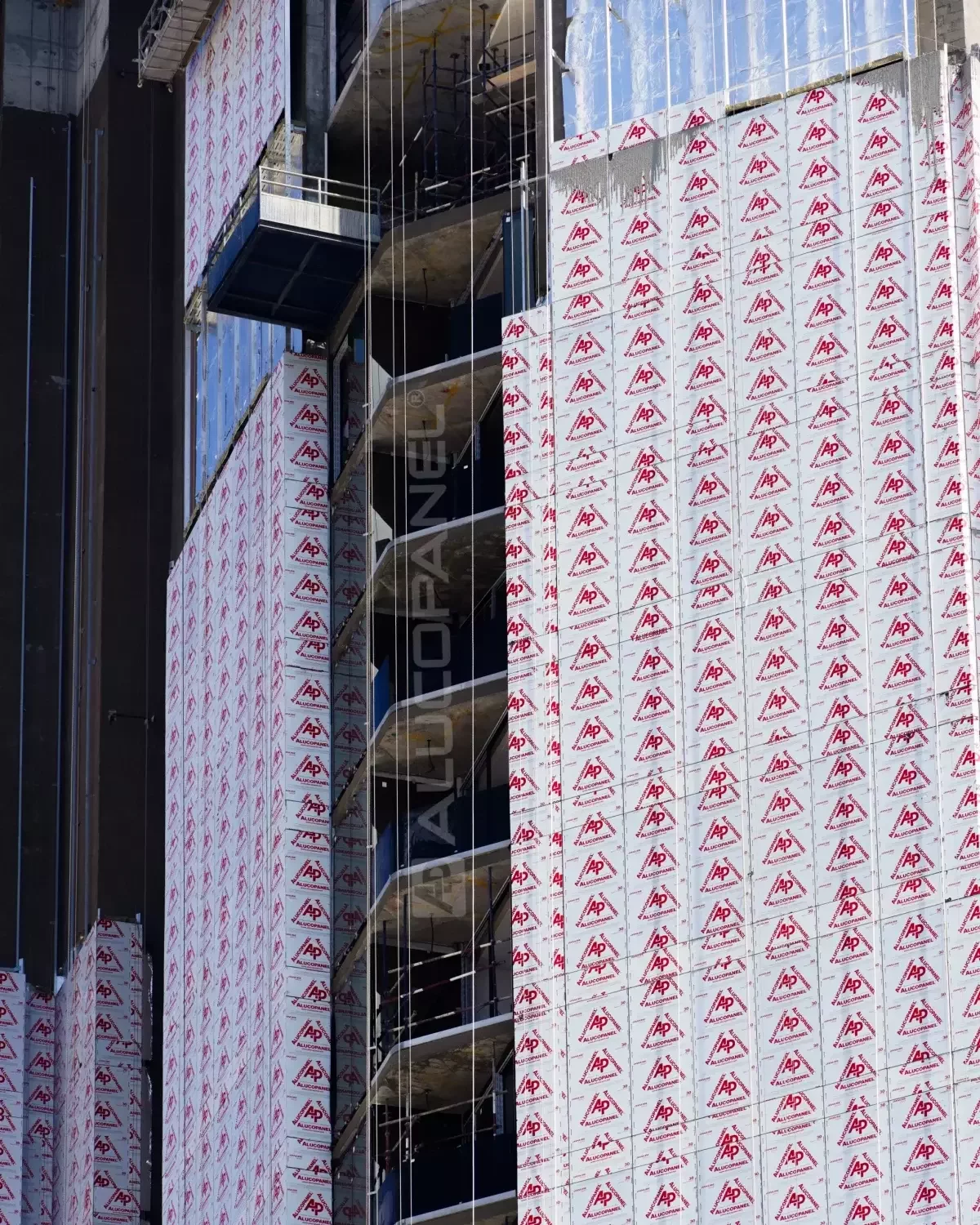 Nautica One Dubai Maritime City clad with ALUCOPANEL A2, photo 2