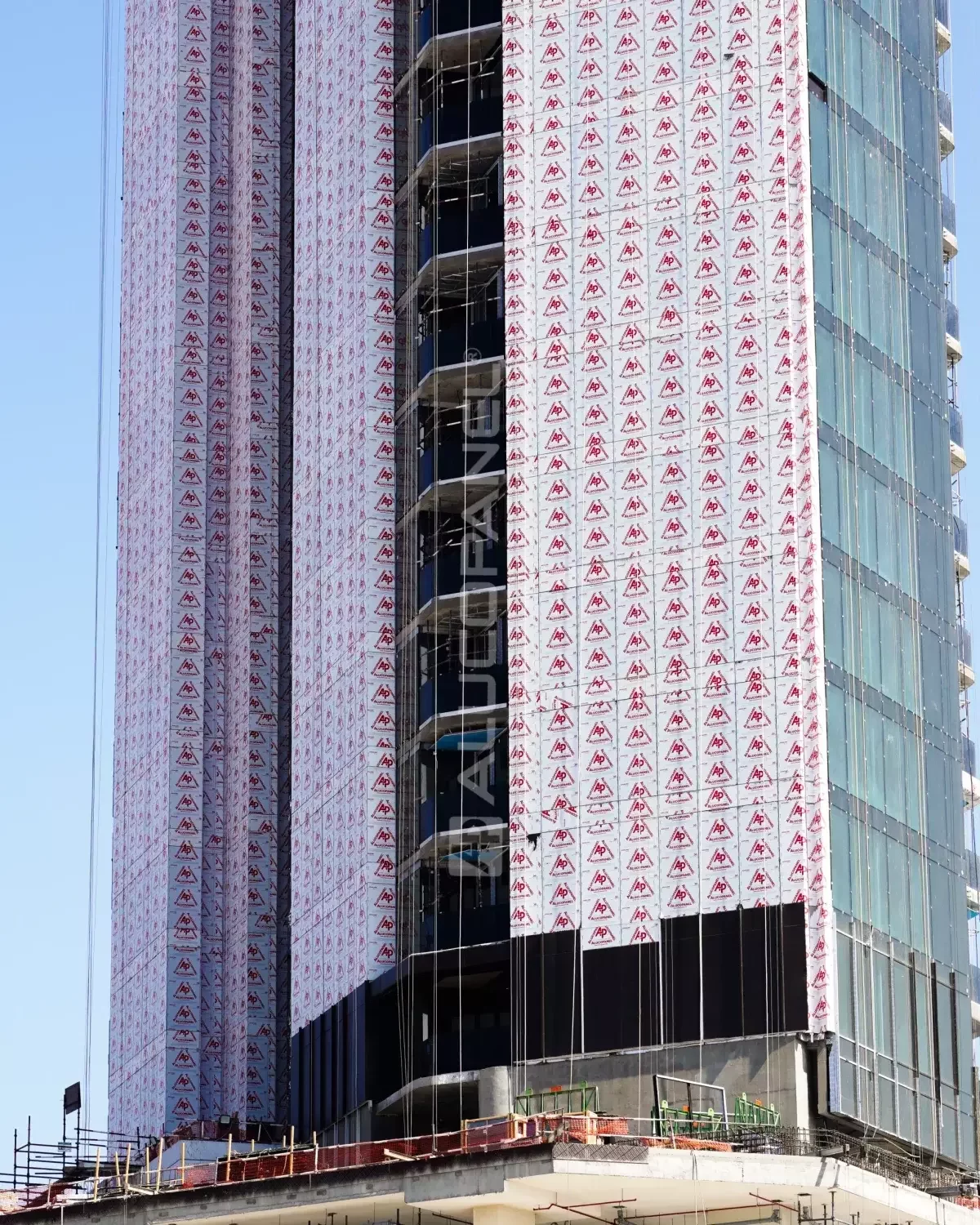 Nautica One Dubai Maritime City clad with ALUCOPANEL A2, photo 6