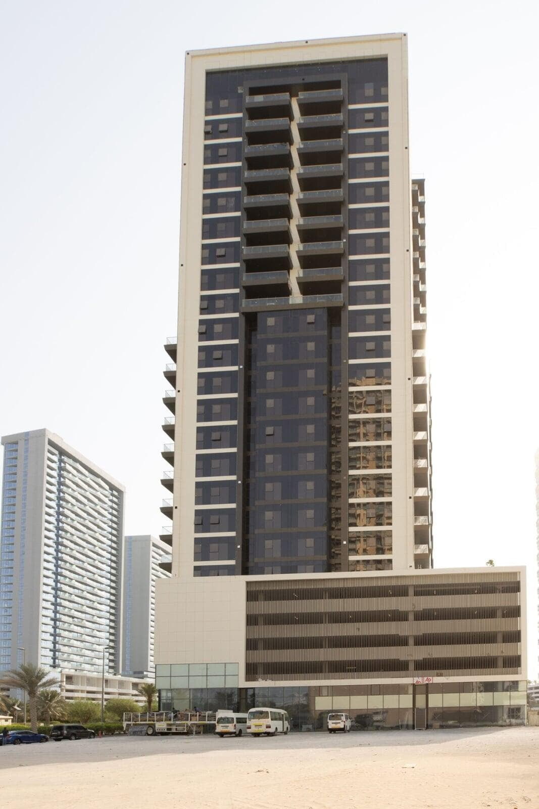 Park View Tower JVC clad with ALUCOPANEL A2, photo 3