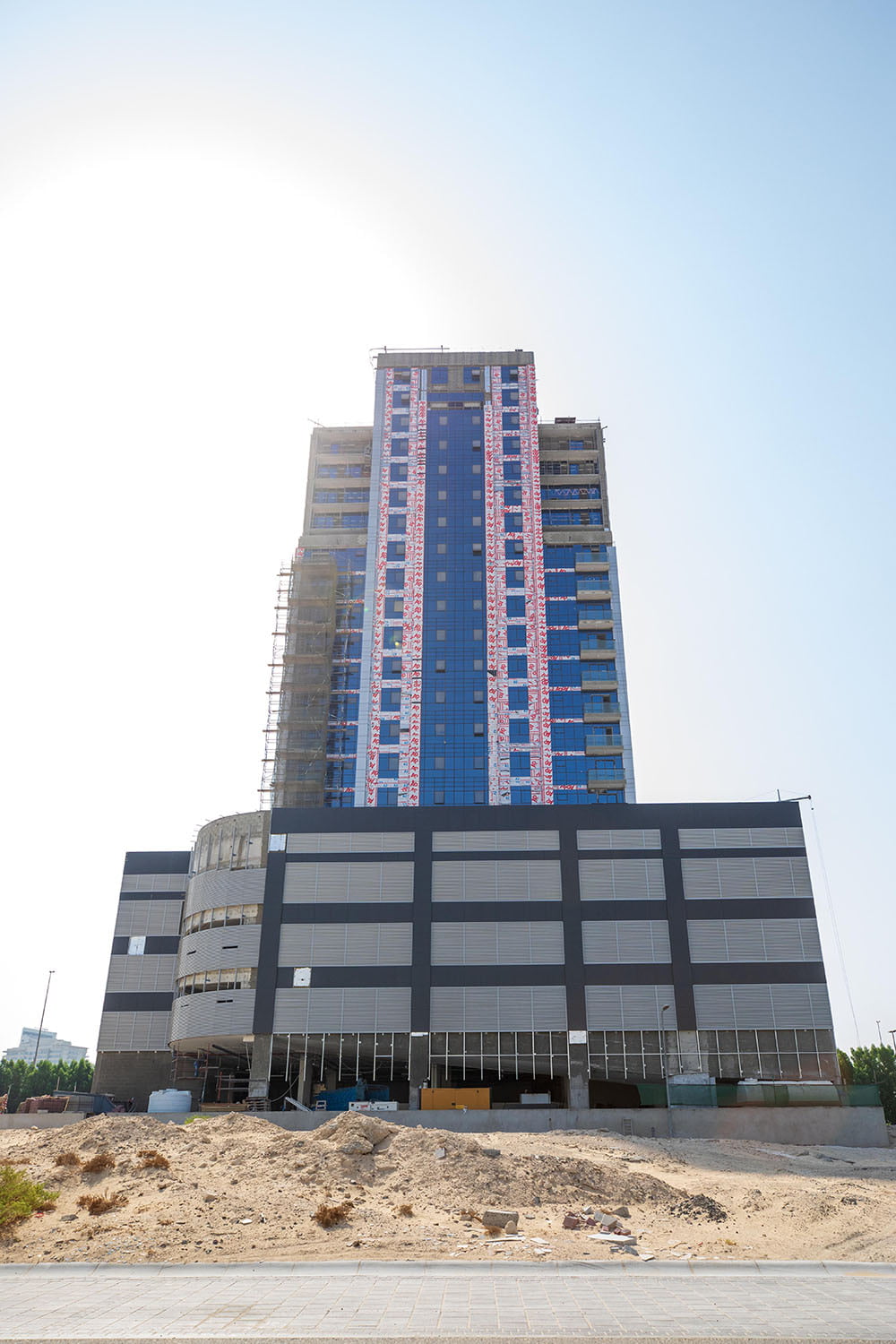 19-storey residential and commercial building in JVC clad with ALUCOPANEL A2, photo 5